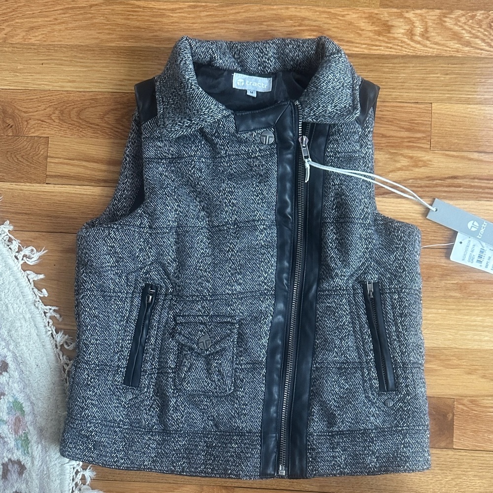 Stylish Kids Vest in Gray with Black Accents